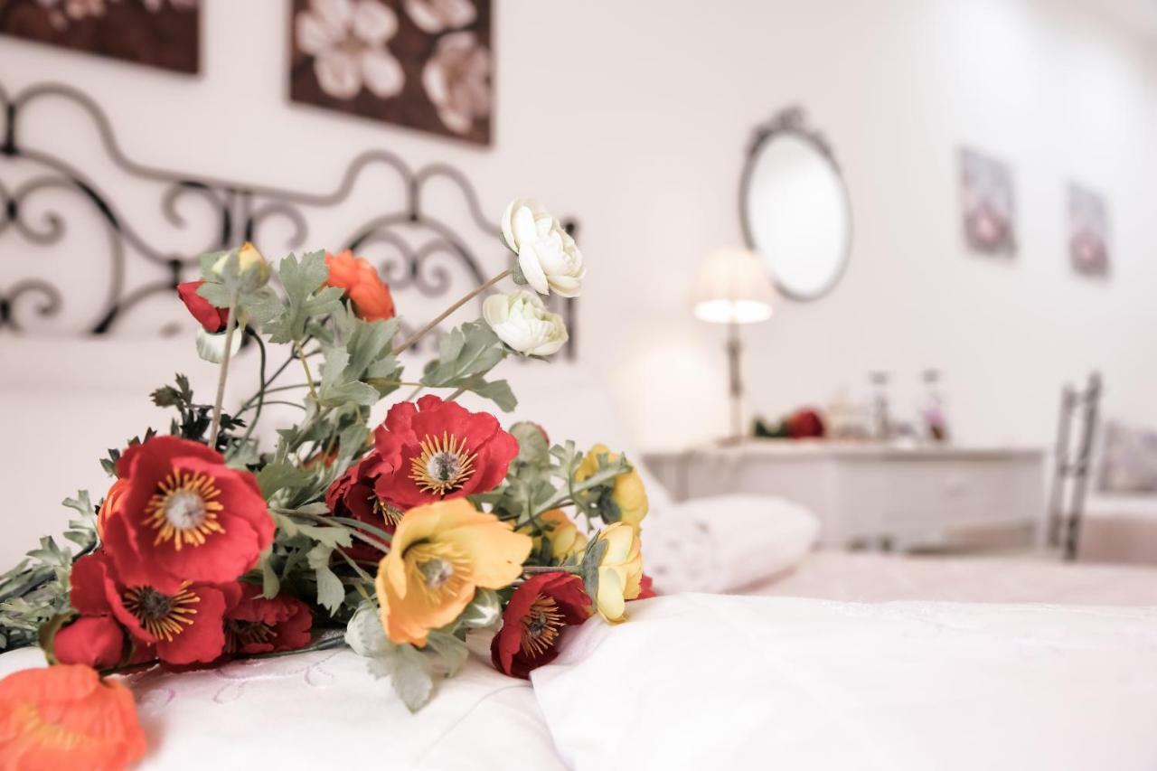 "Suliscenti" Dimora Siciliana B&B アヴォラ エクステリア 写真
