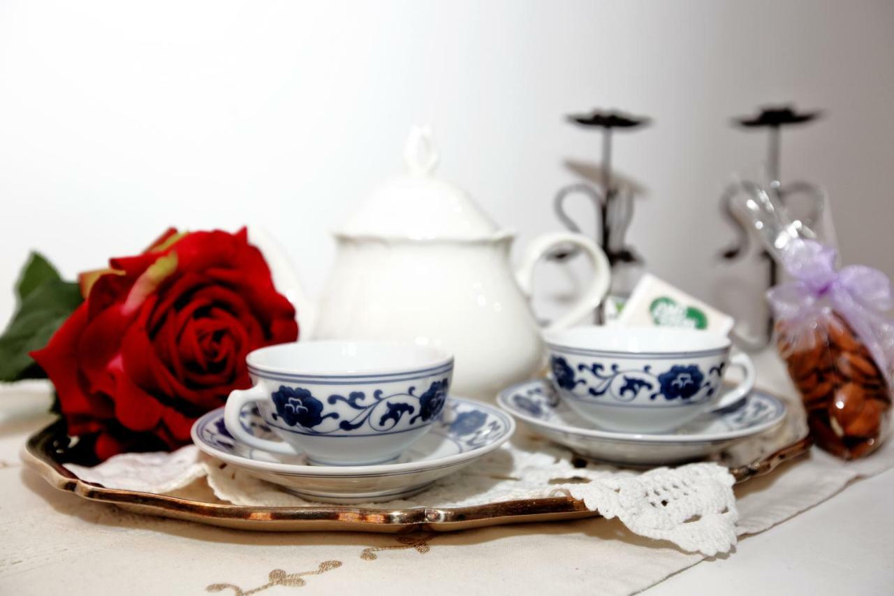 "Suliscenti" Dimora Siciliana B&B アヴォラ エクステリア 写真