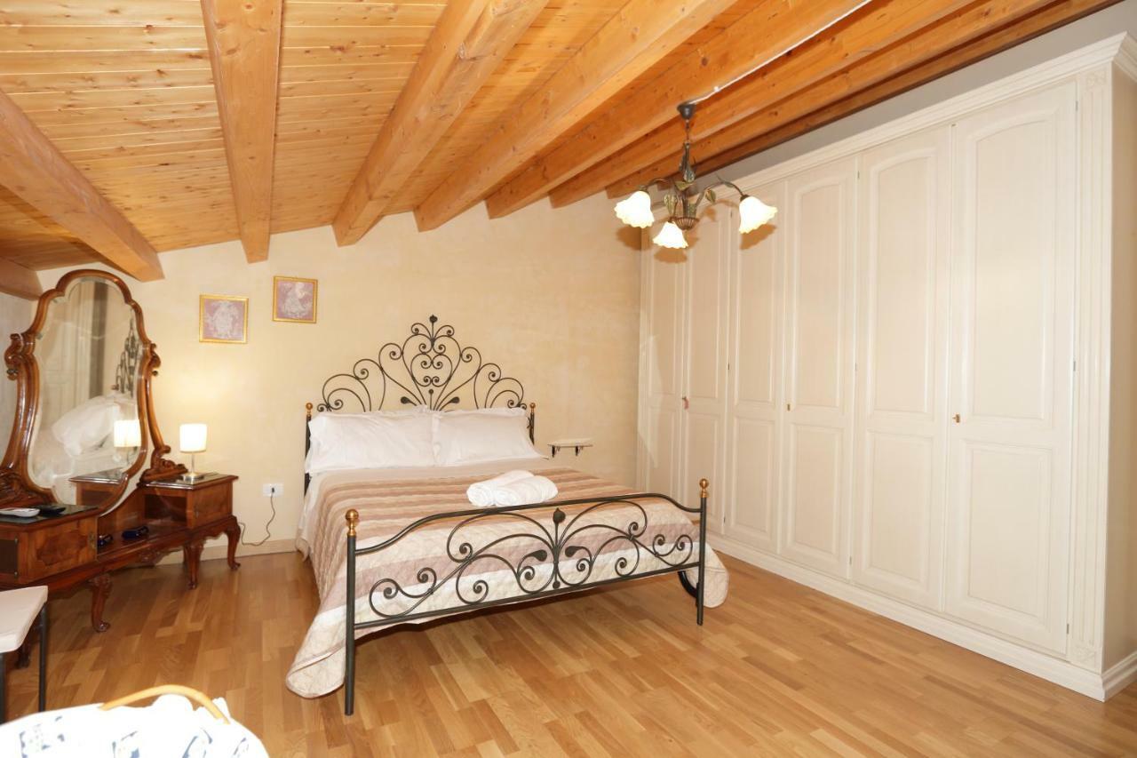 "Suliscenti" Dimora Siciliana B&B アヴォラ エクステリア 写真