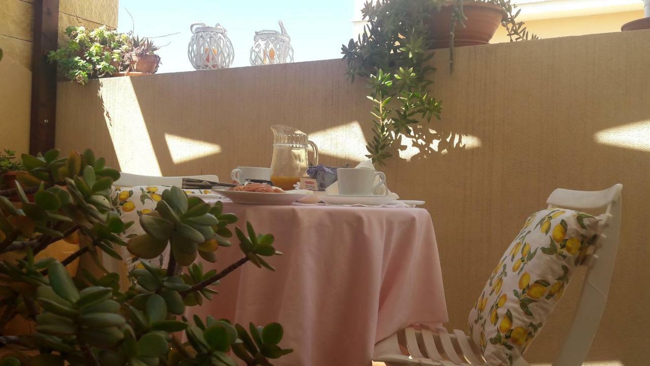 "Suliscenti" Dimora Siciliana B&B アヴォラ エクステリア 写真