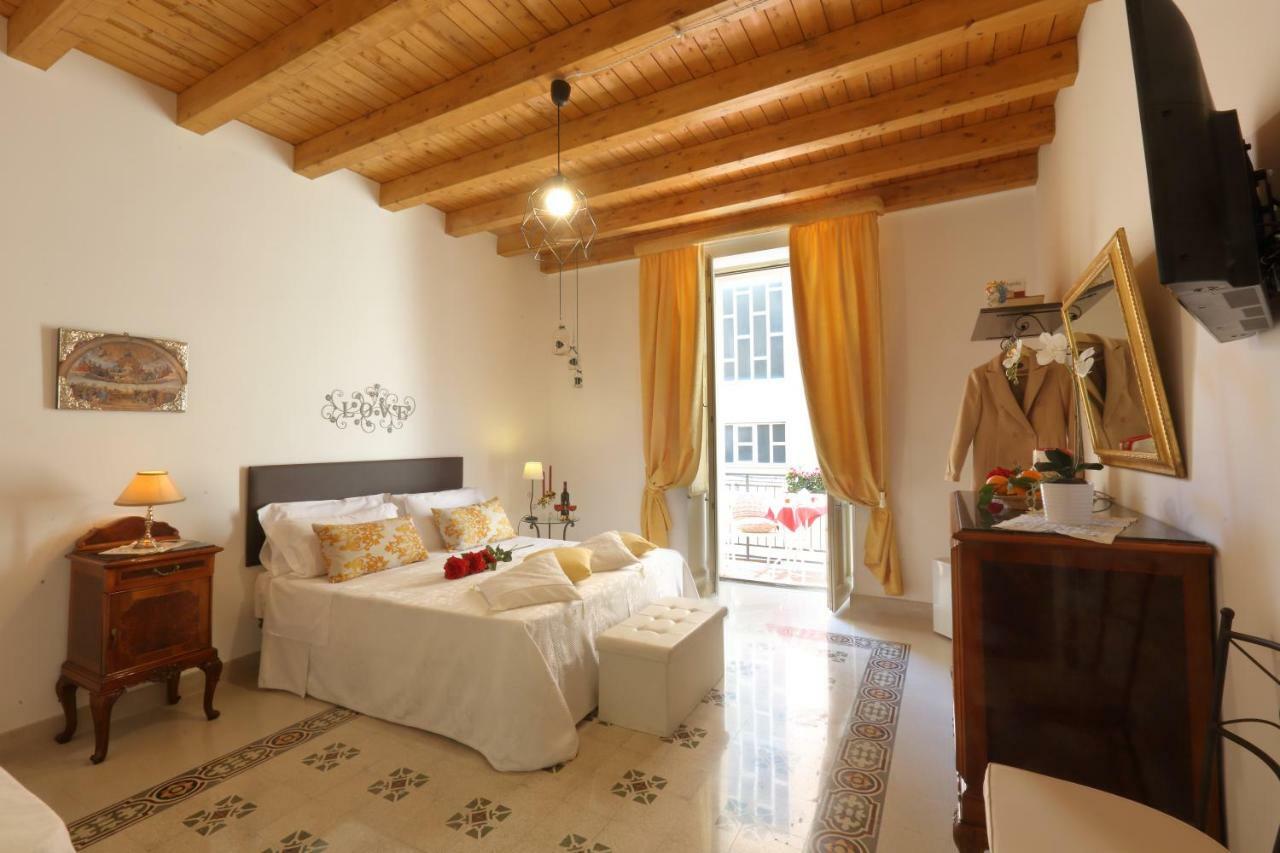 "Suliscenti" Dimora Siciliana B&B アヴォラ エクステリア 写真